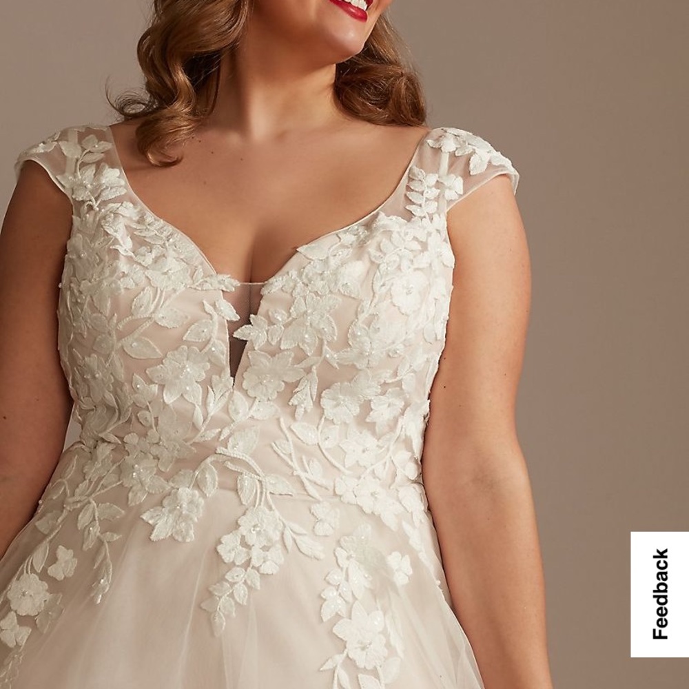 David’s Bridal Appliqued Cap Sleeve Tulle Wedding Dress